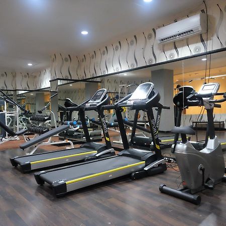 Pandanaran Hotel Semarang Buitenkant foto
