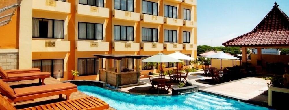 Pandanaran Hotel Semarang Buitenkant foto