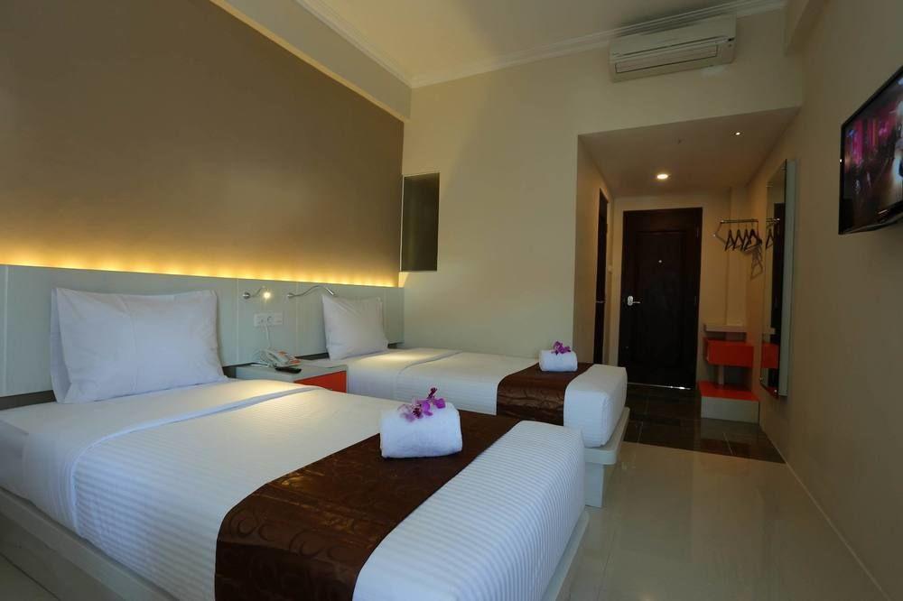 Pandanaran Hotel Semarang Buitenkant foto